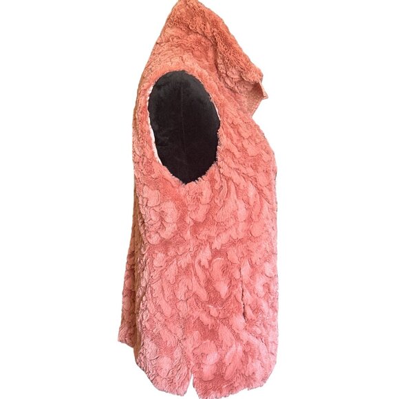 💖Marc New York, Andrew Marc salmon fur vest with pockets and gold button - Picture 3 of 10